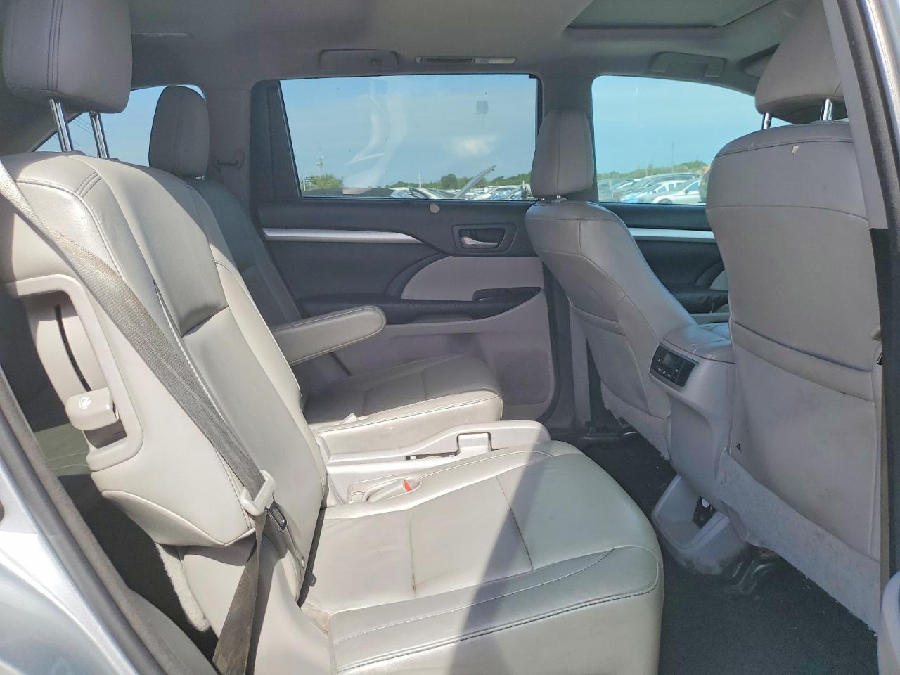 Toyota Highlander Xle