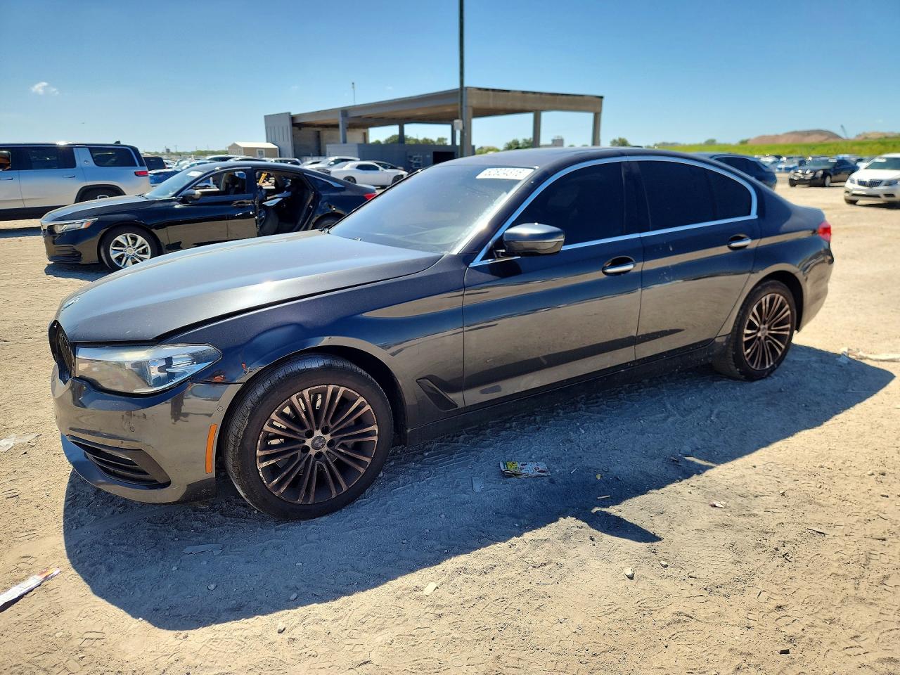 Salvage BMW 5 Series Image