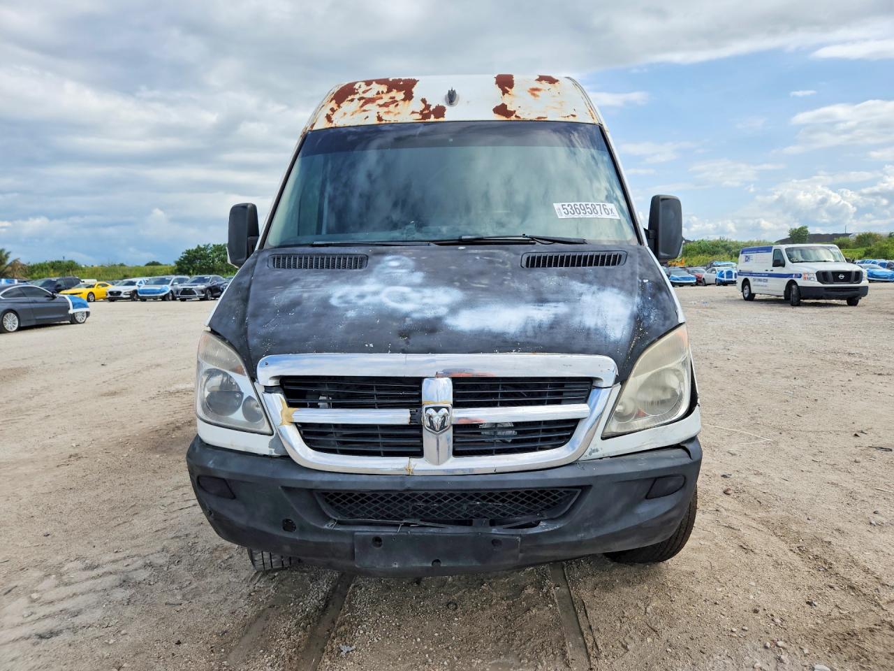 Dodge Sprinter 2500