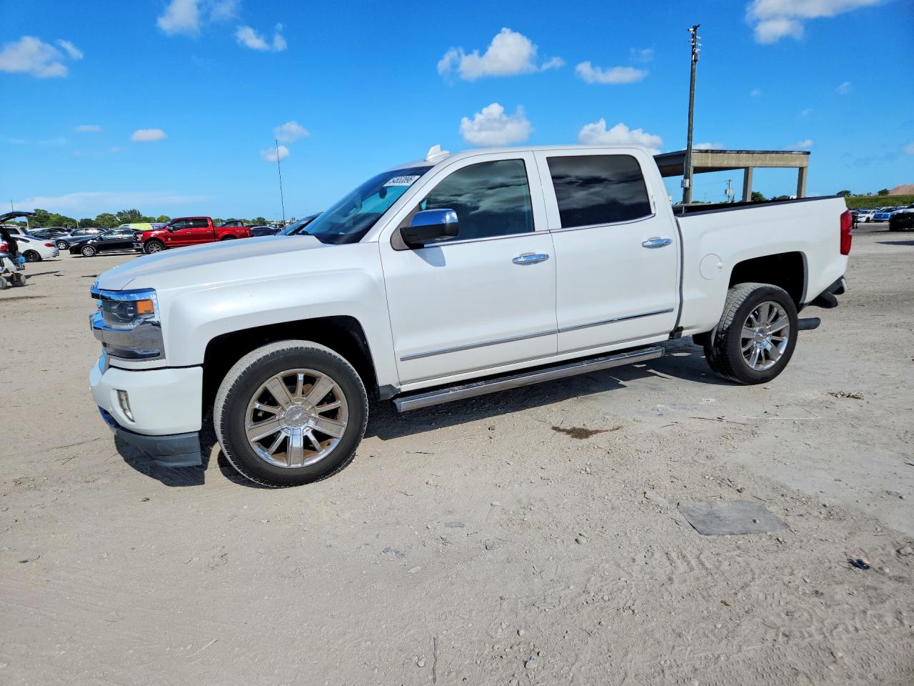 Salvage Chevrolet Silverado Image