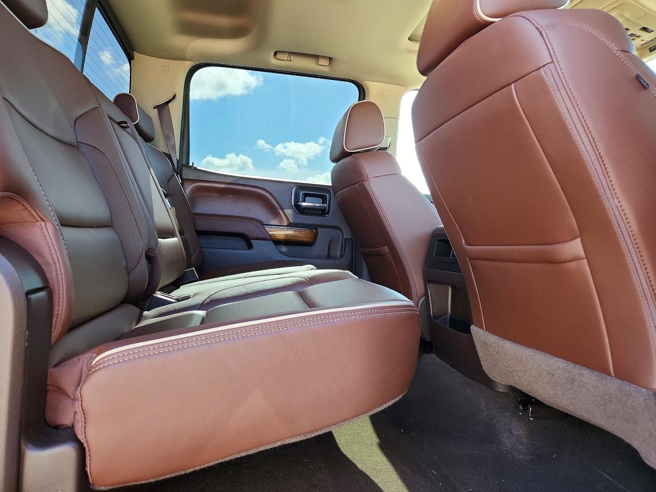 Chevrolet Silverado C1500 High Country