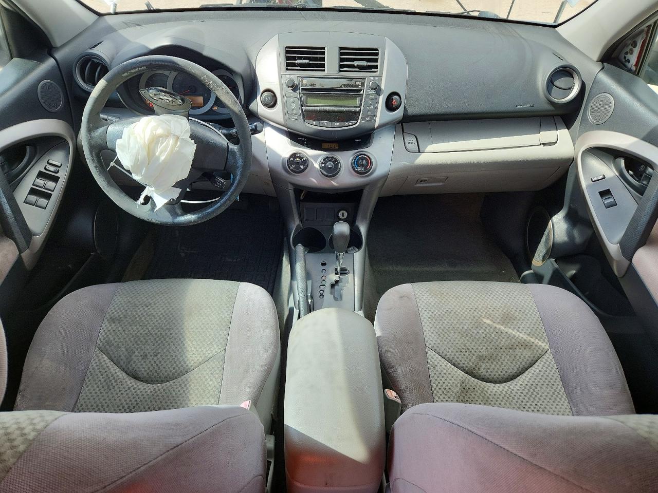 Toyota RAV4 Base