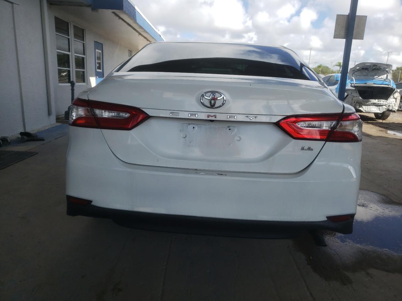 Toyota Camry Le