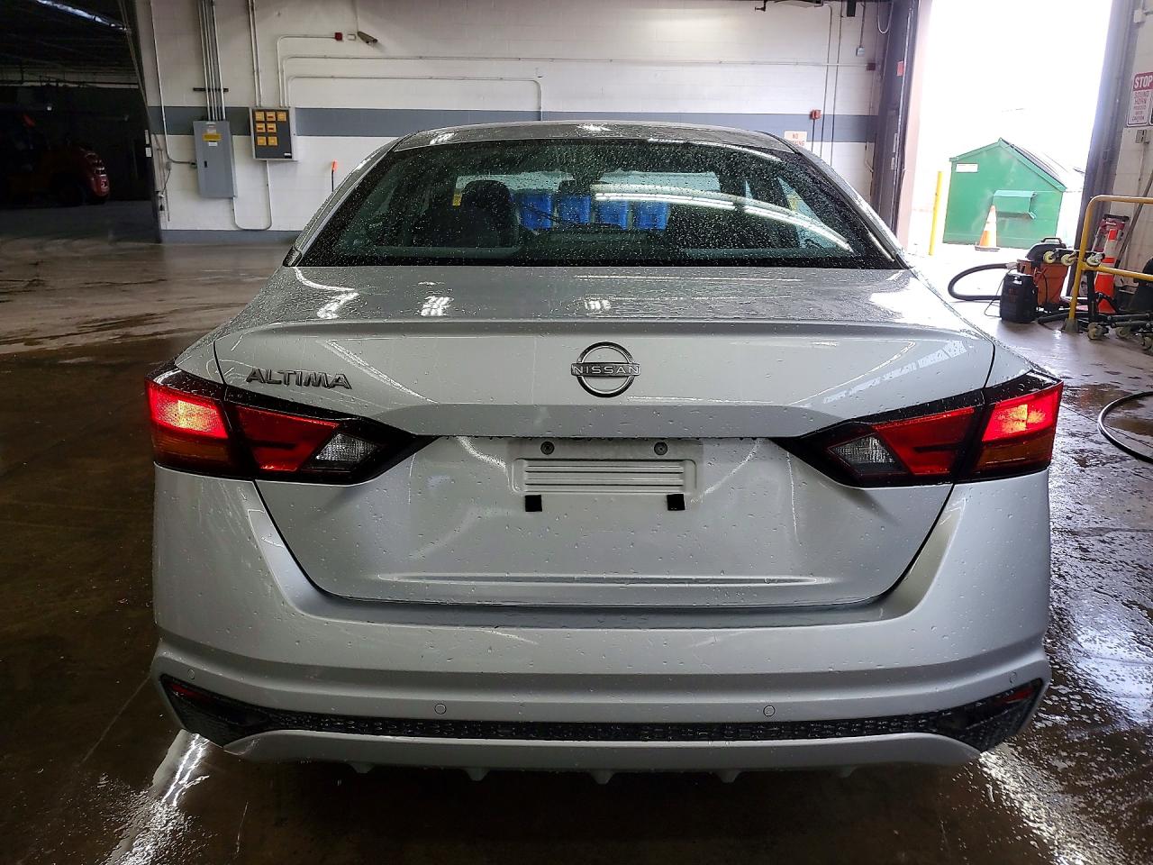 Nissan Altima S