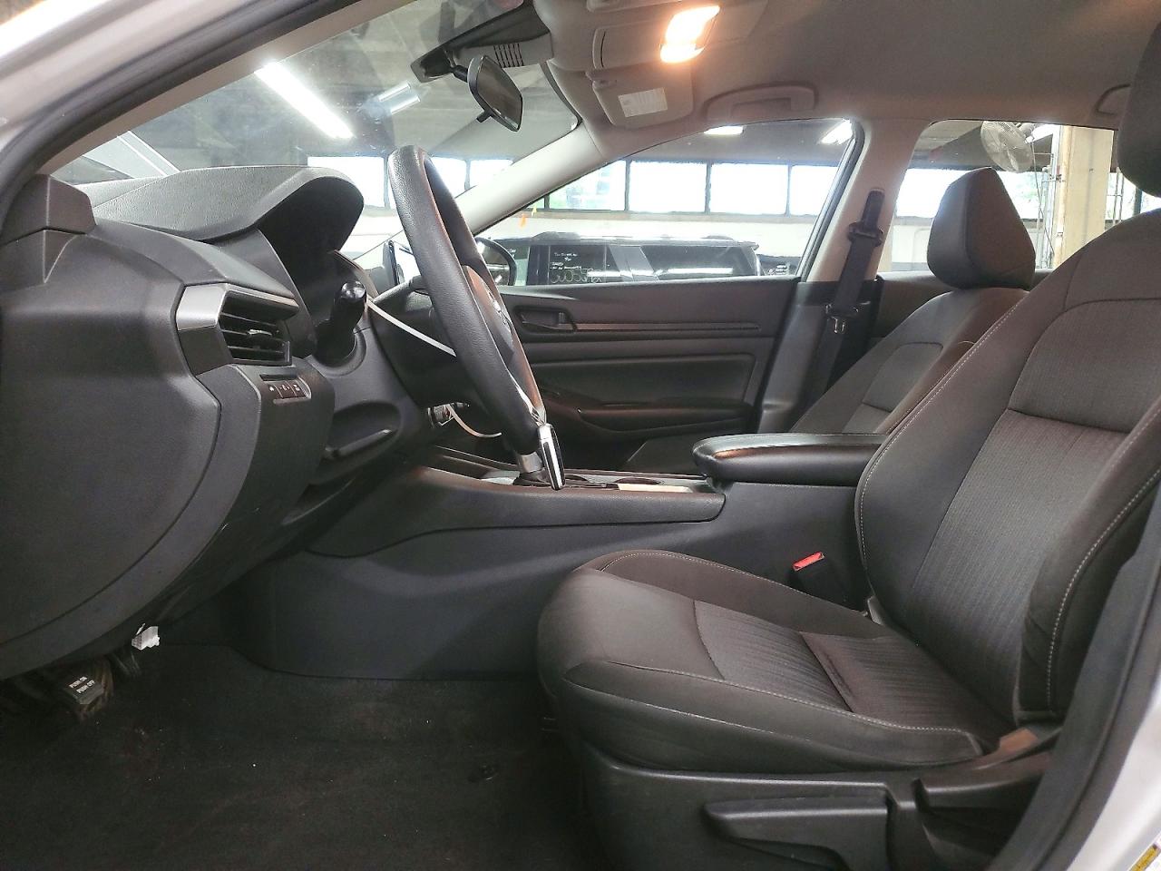 Nissan Altima S