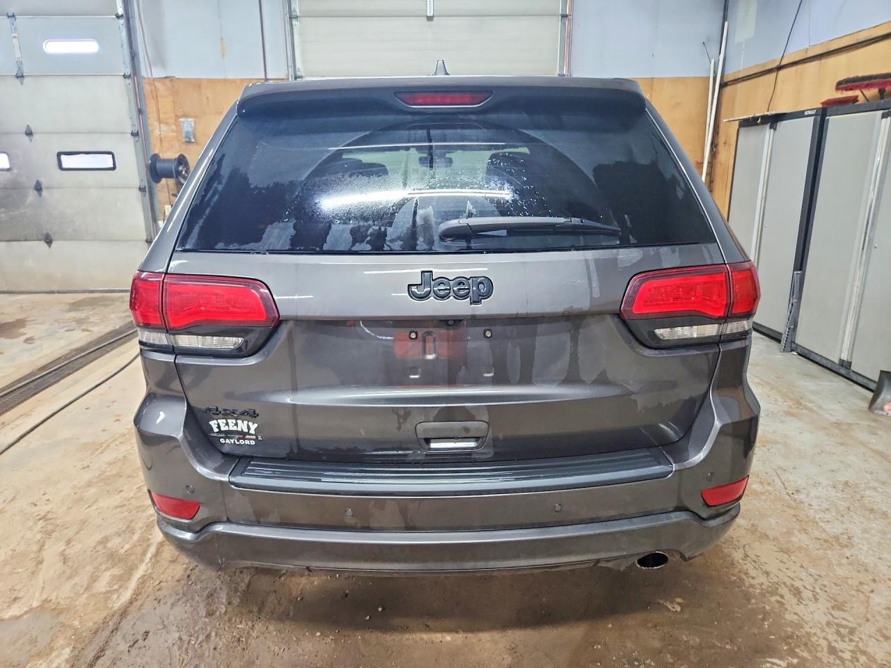 Jeep Grand Cherokee Laredo