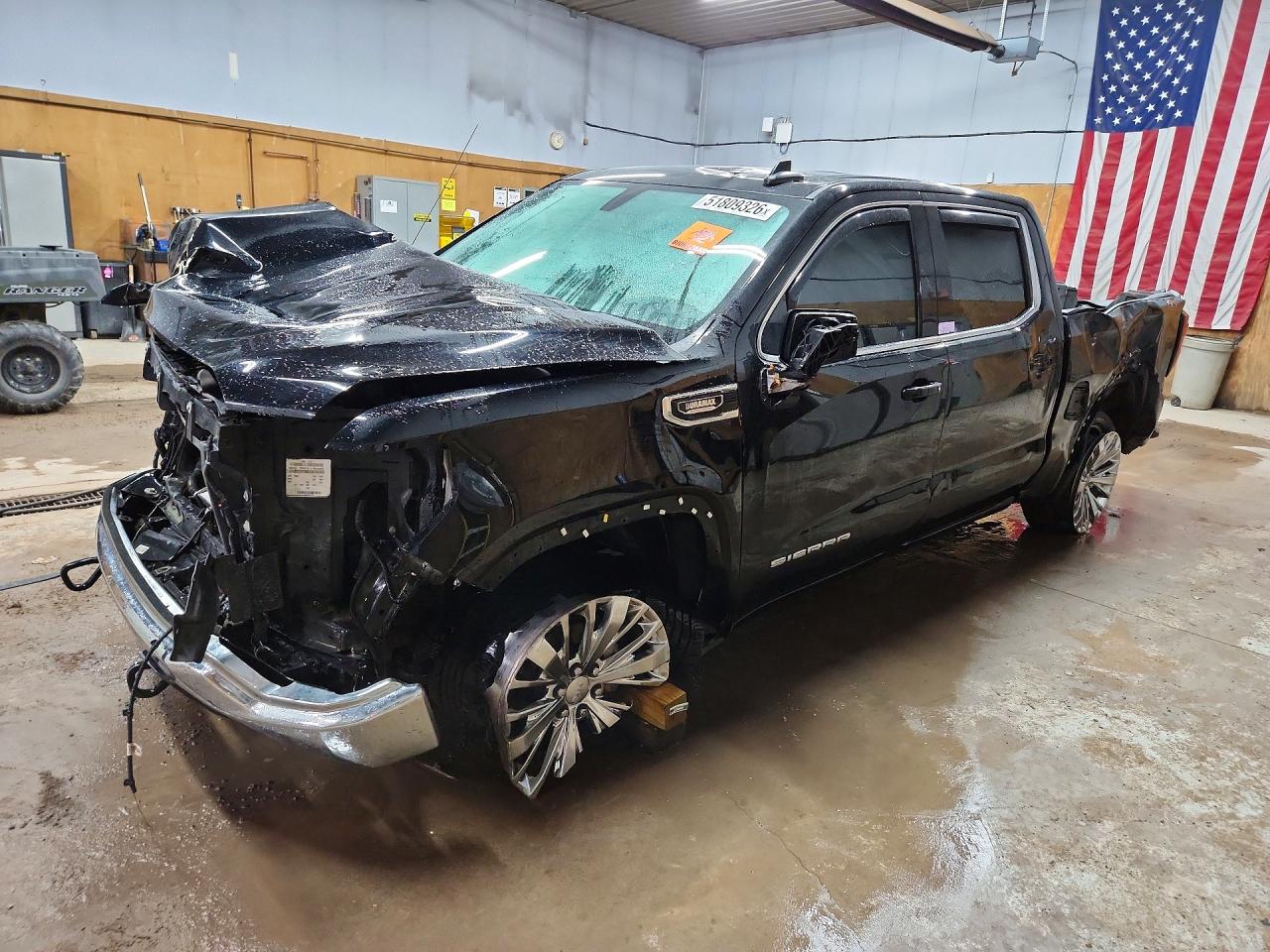 Salvage GMC Sierra Image