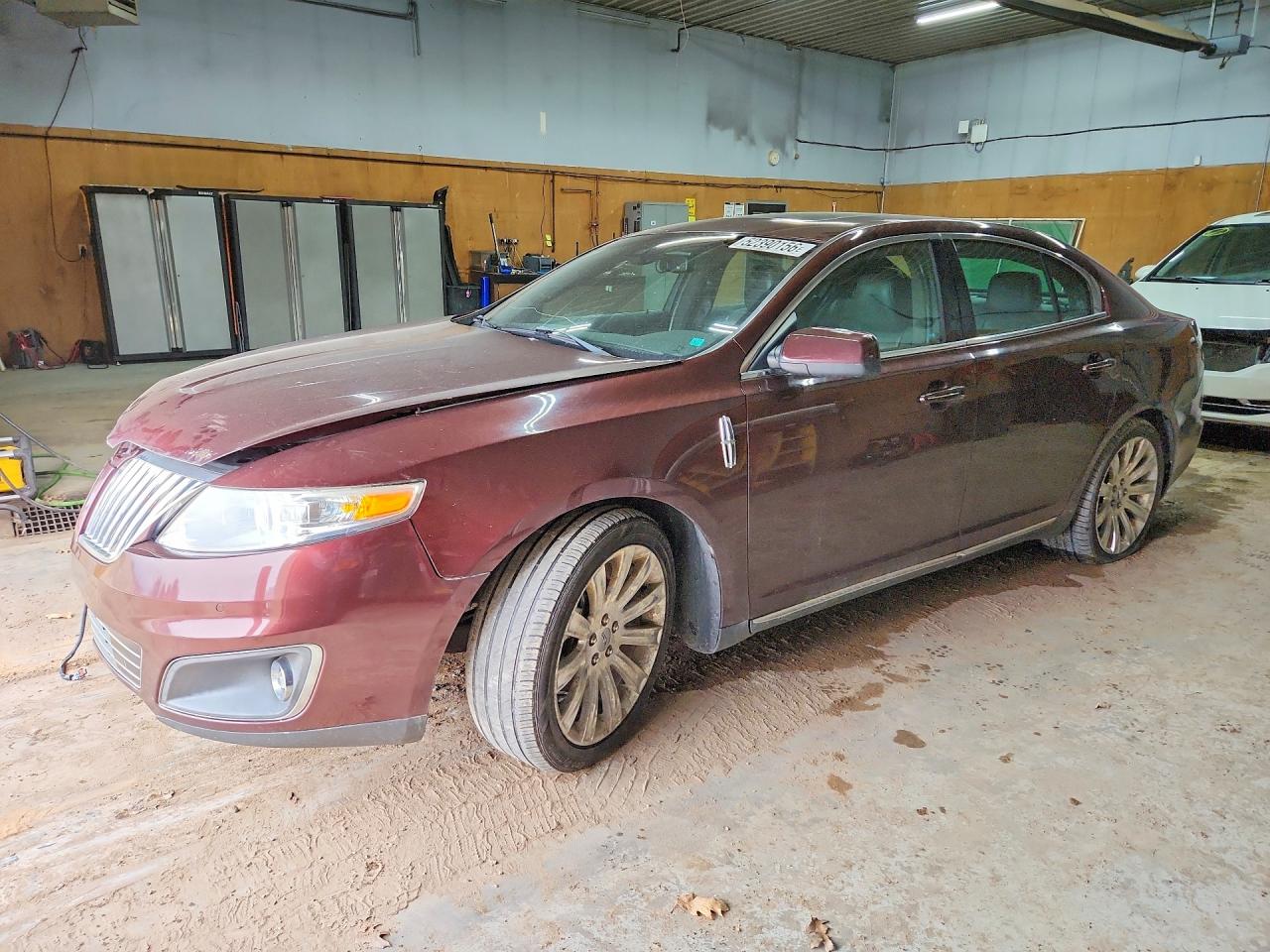 Salvage Lincoln MKS Image