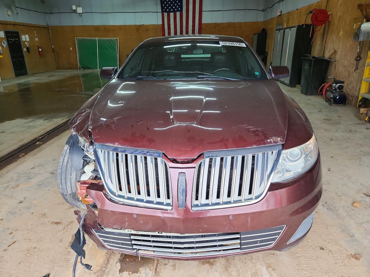 Lincoln MKS