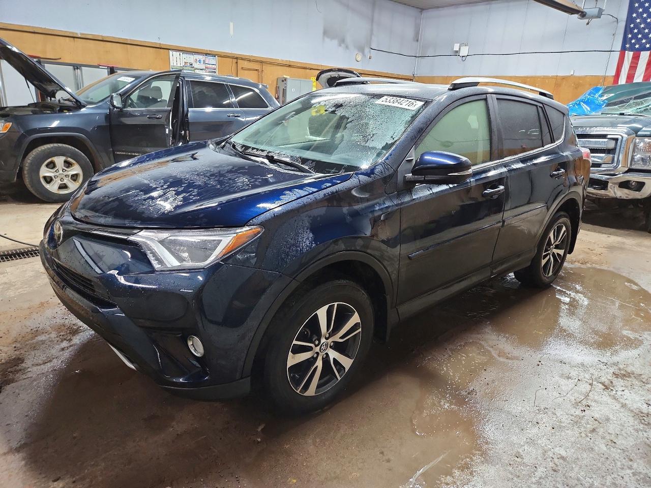Salvage Toyota RAV4 Image