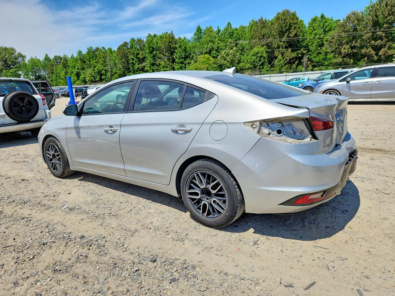 Hyundai ELANTRA Value Edition