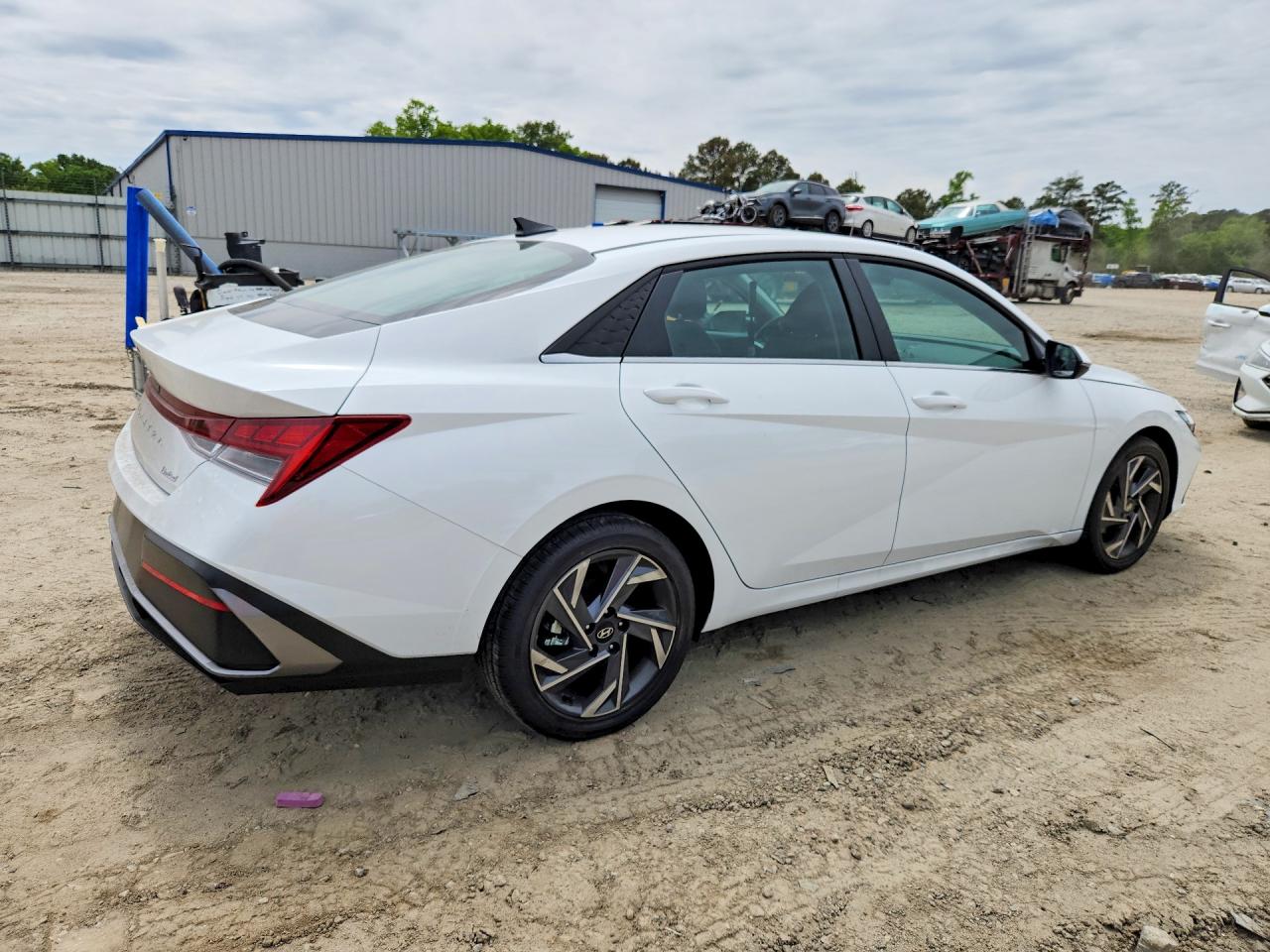 Hyundai ELANTRA Limited