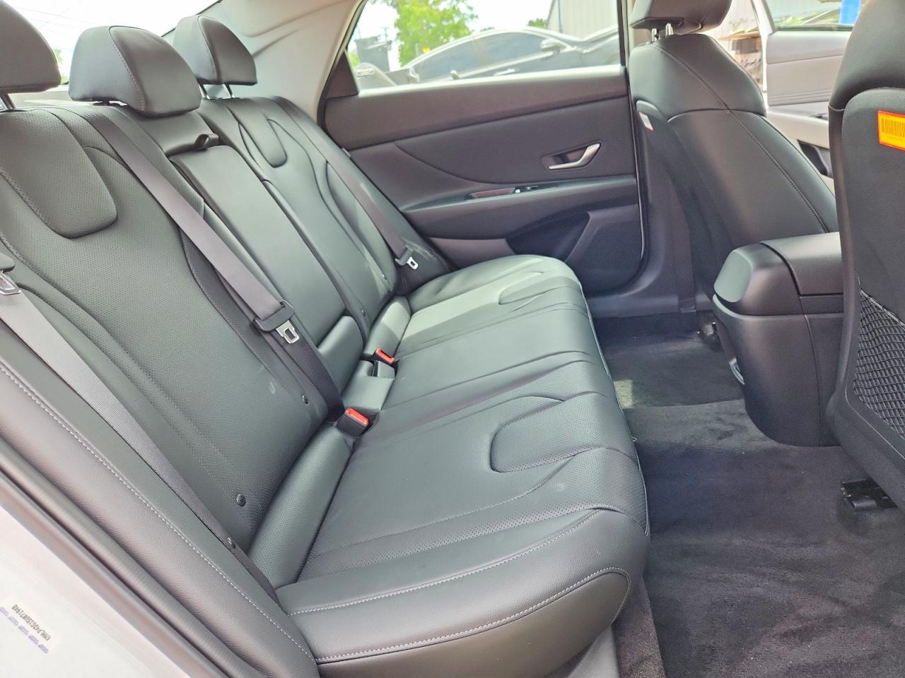 Hyundai ELANTRA Limited