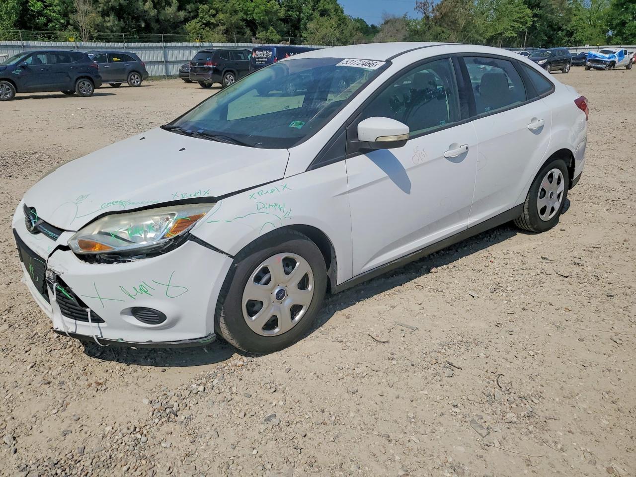 Salvage Ford Focus Image