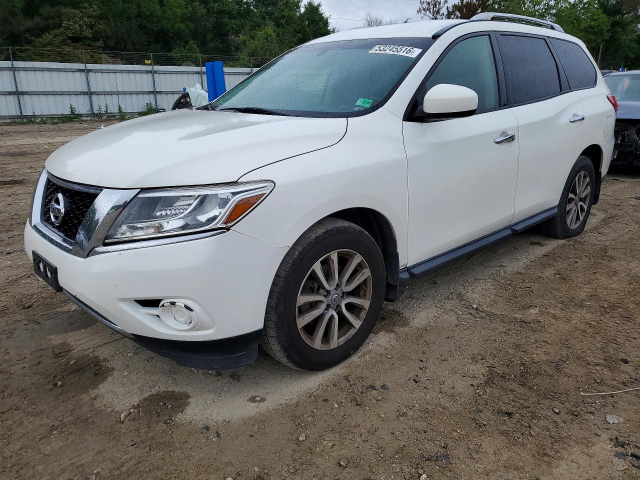 Salvage Nissan Pathfinder Image