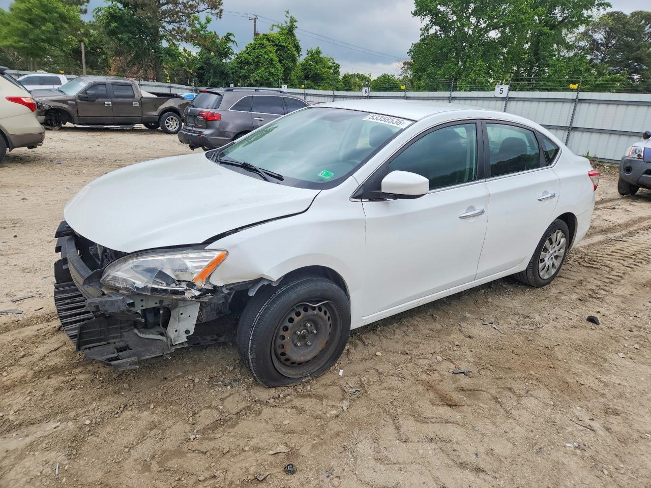 Salvage Nissan Sentra Image