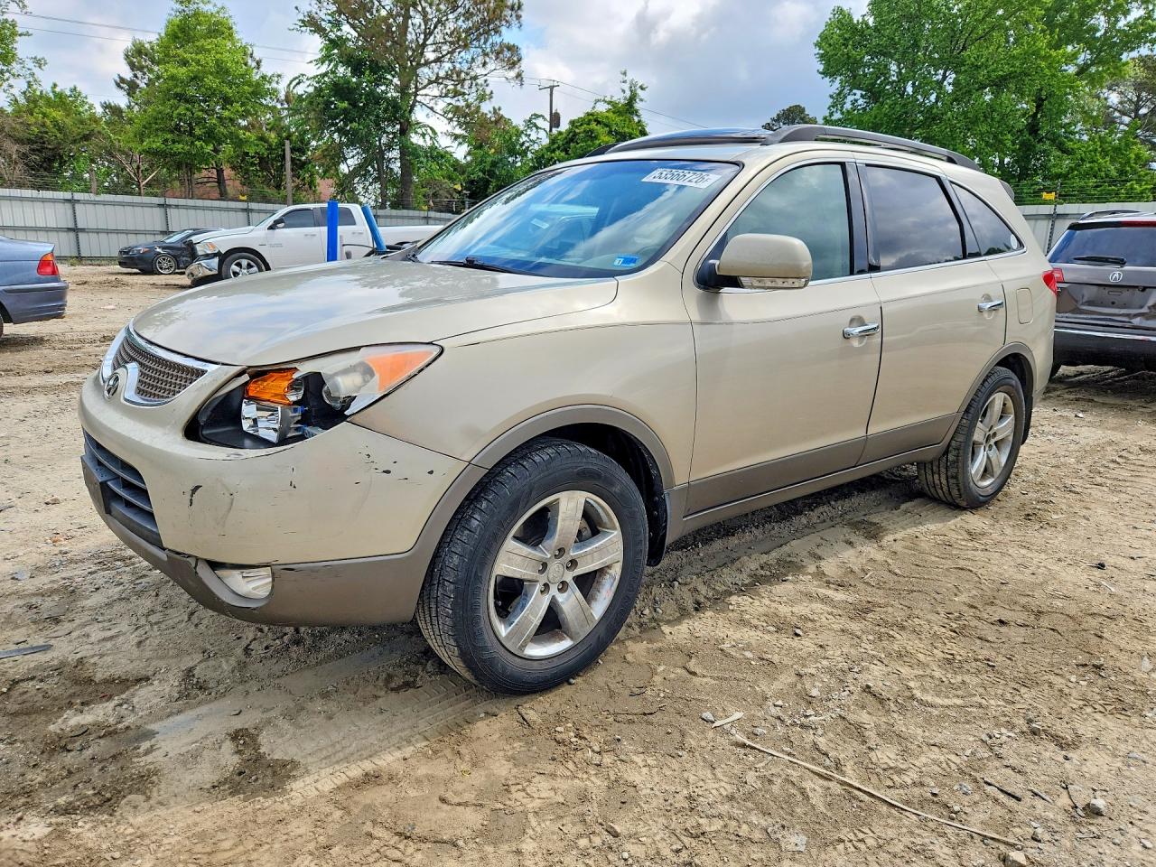 Salvage Hyundai Veracruz Image