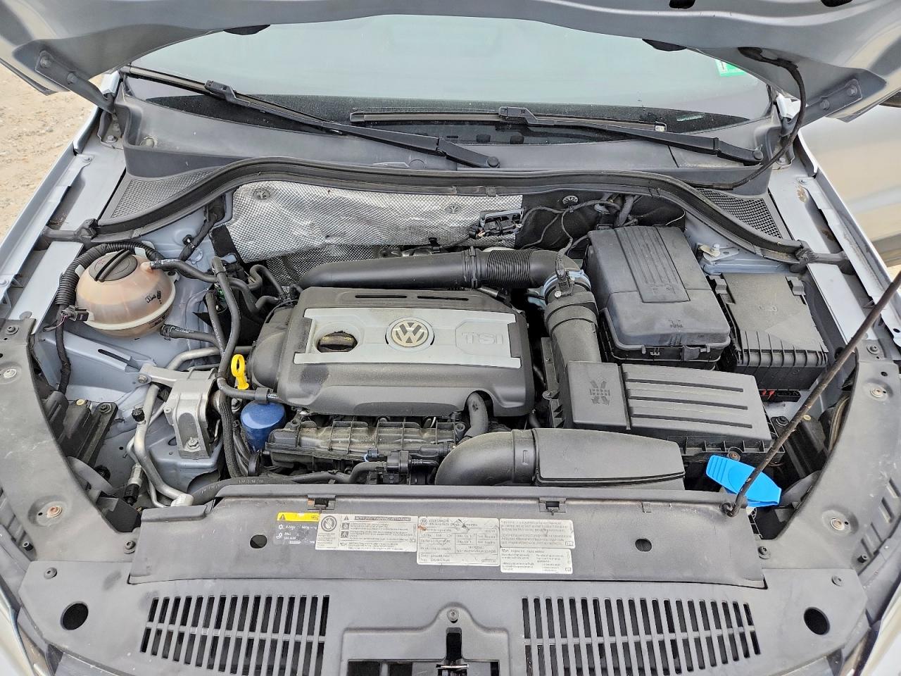 Volkswagen Tiguan S
