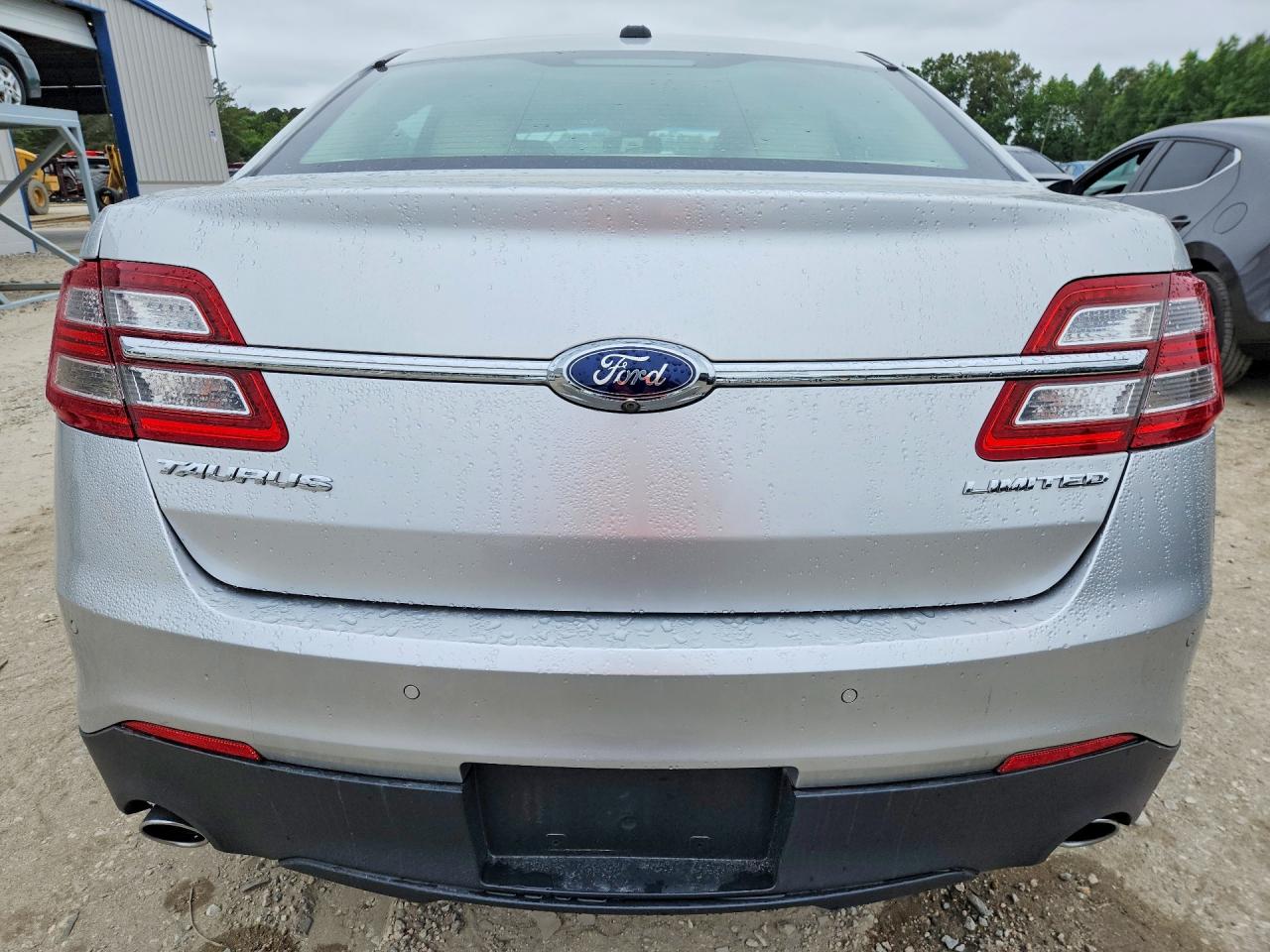 Ford Taurus Limited