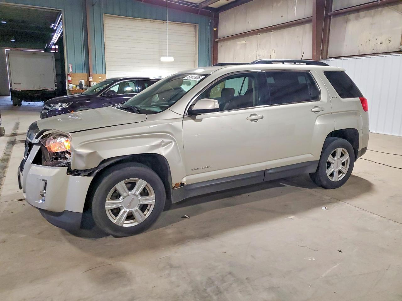 Salvage GMC Terrain Image