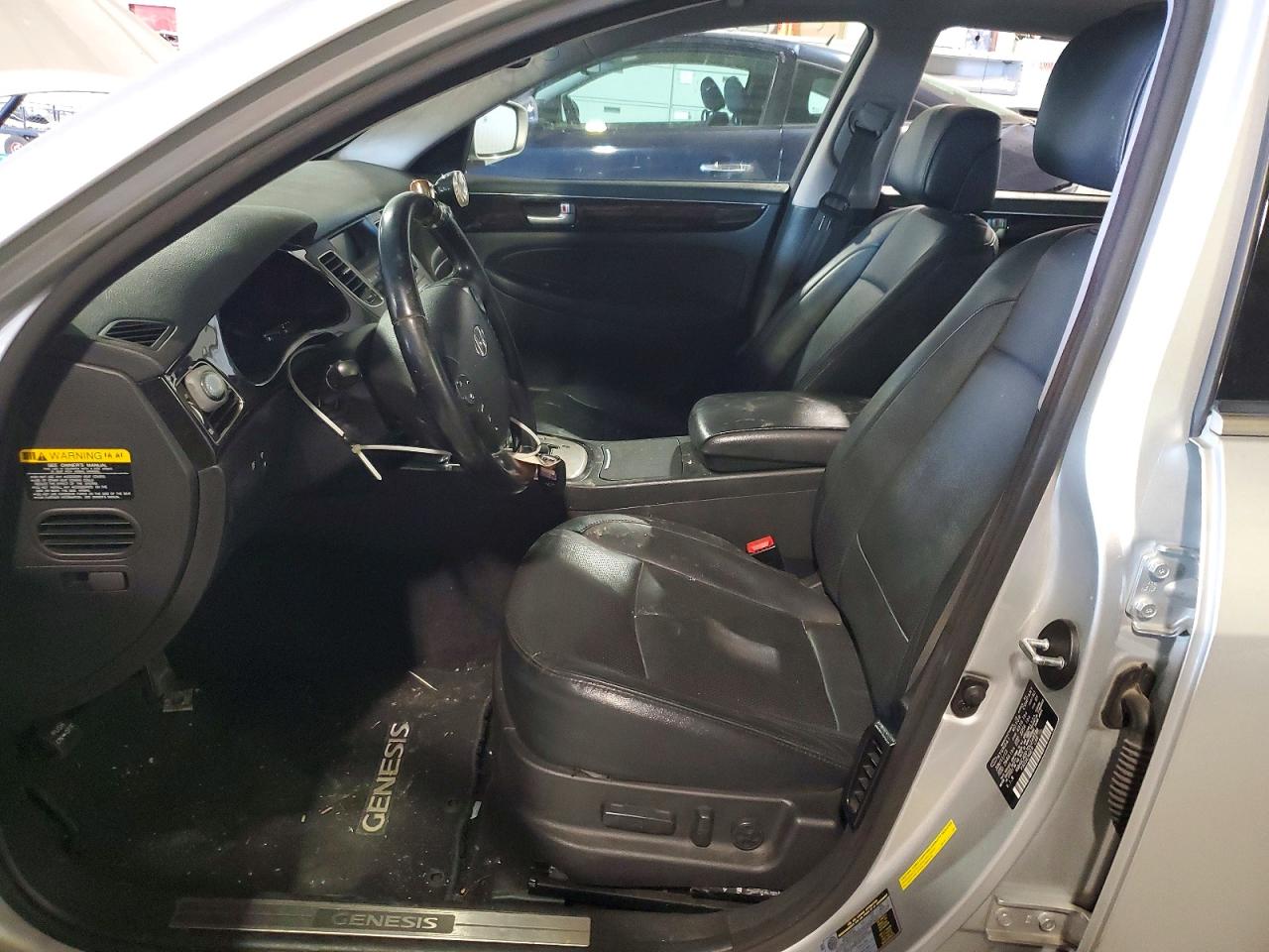 Hyundai Genesis 3.8l
