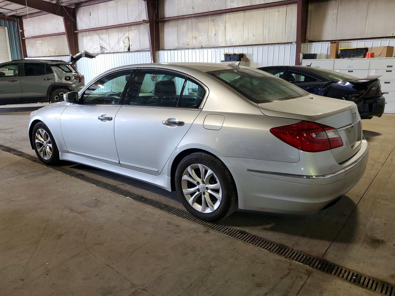 Hyundai Genesis 3.8l