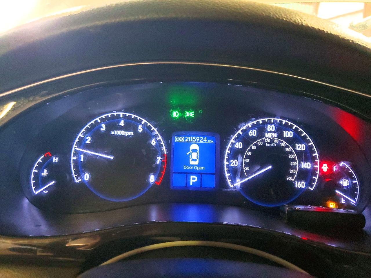 Hyundai Genesis 3.8l