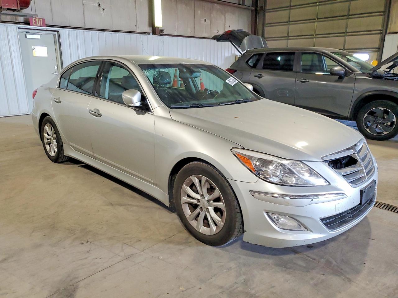 Hyundai Genesis 3.8l