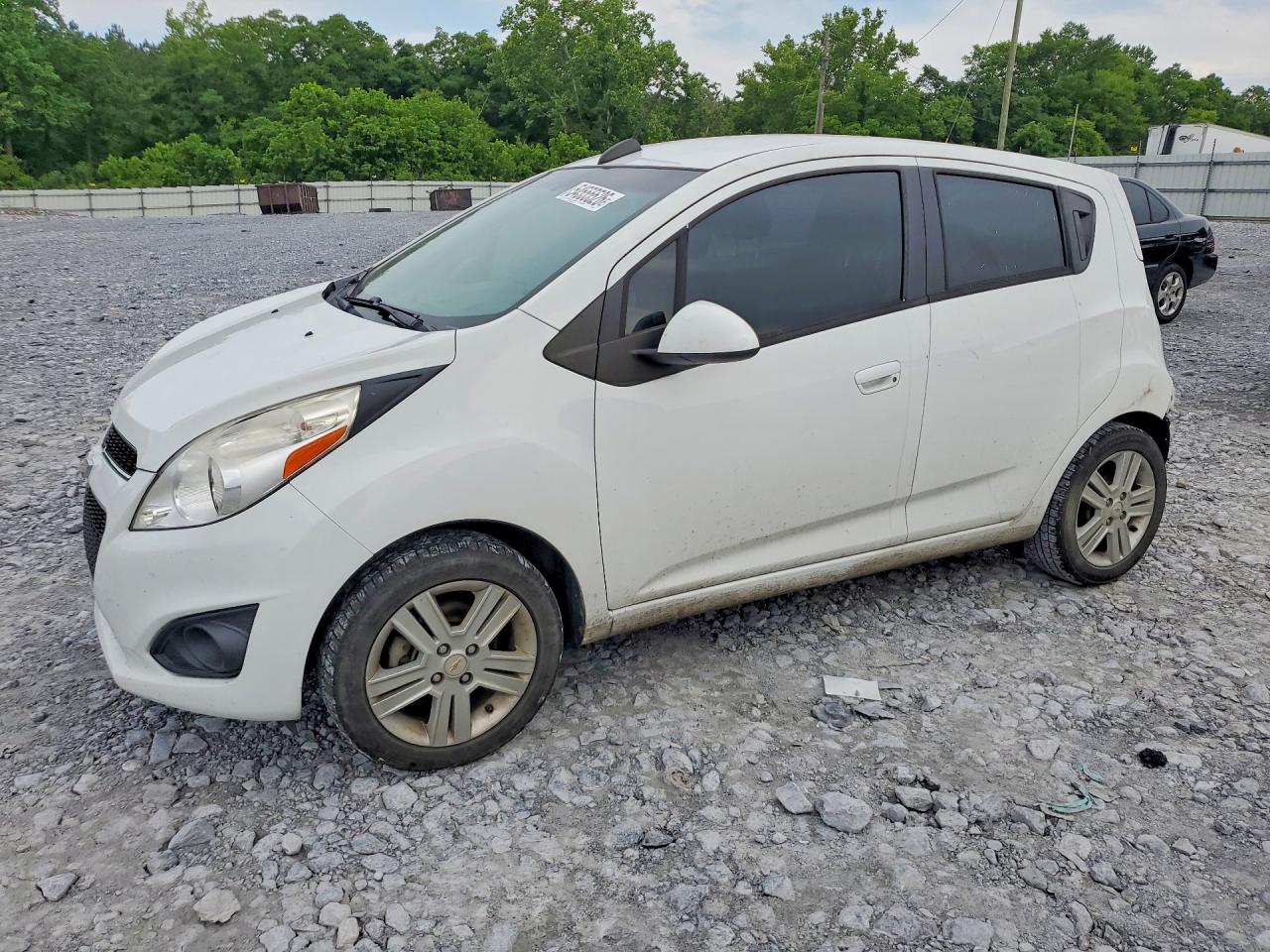 Salvage Chevrolet Spark Image