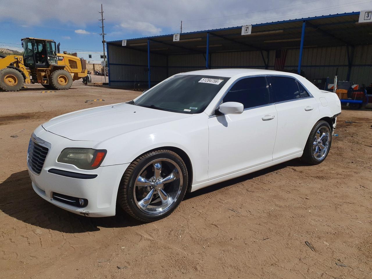 Salvage Chrysler 300 Image
