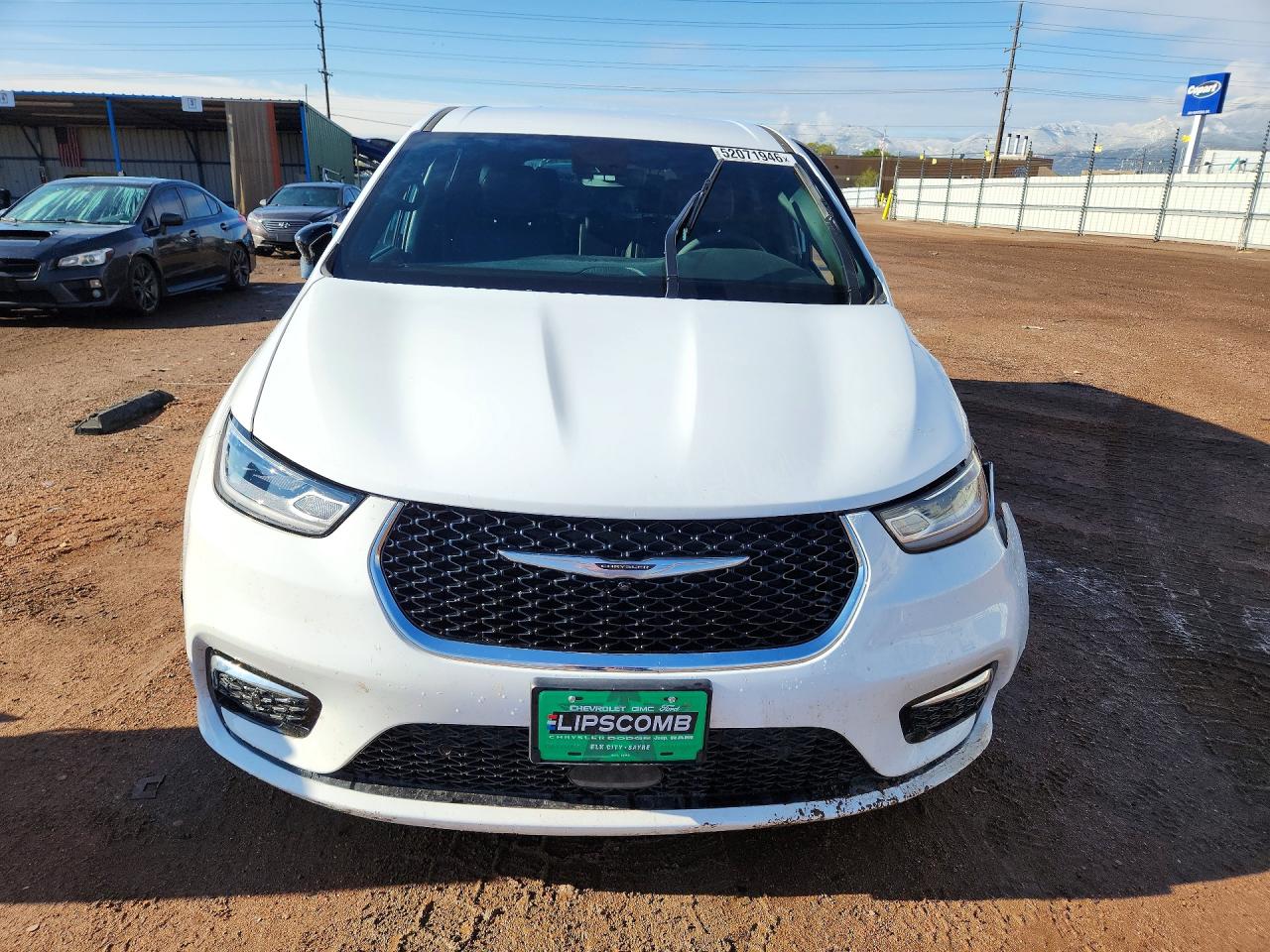 Chrysler Pacifica Select