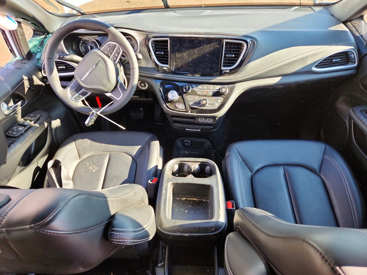Chrysler Pacifica Select