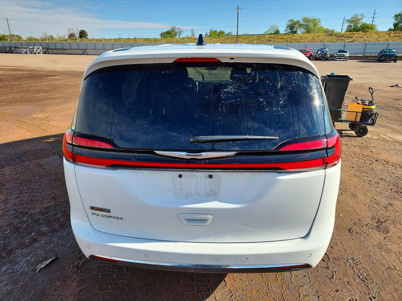 Chrysler Pacifica Select