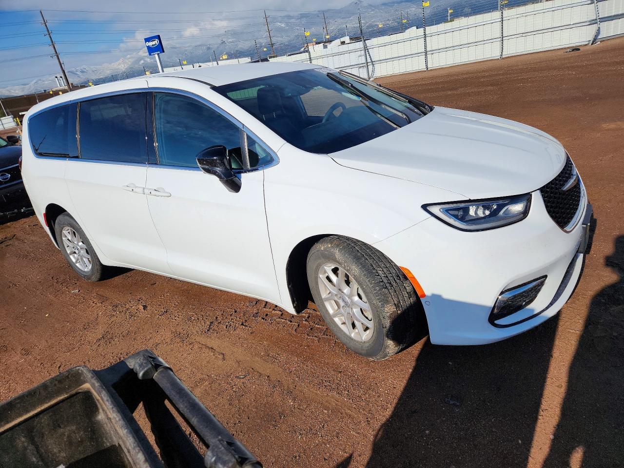 Chrysler Pacifica Select