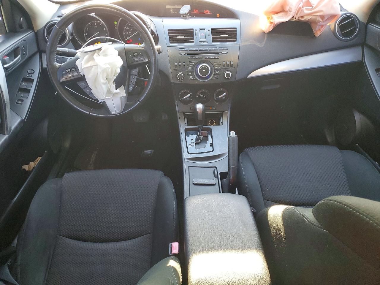 Mazda Mazda3 S