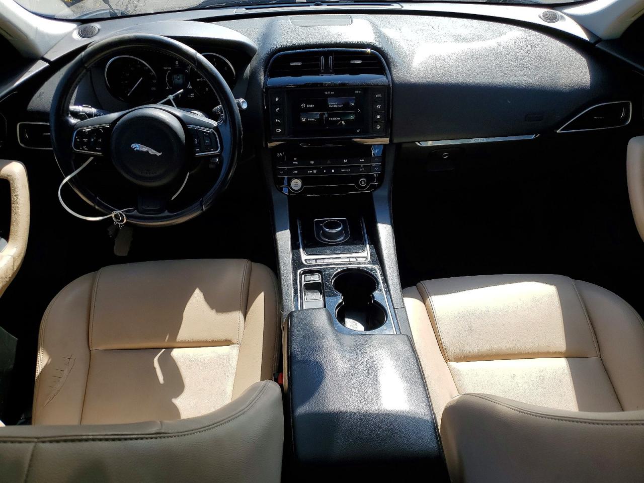 Jaguar F-PACE Premium