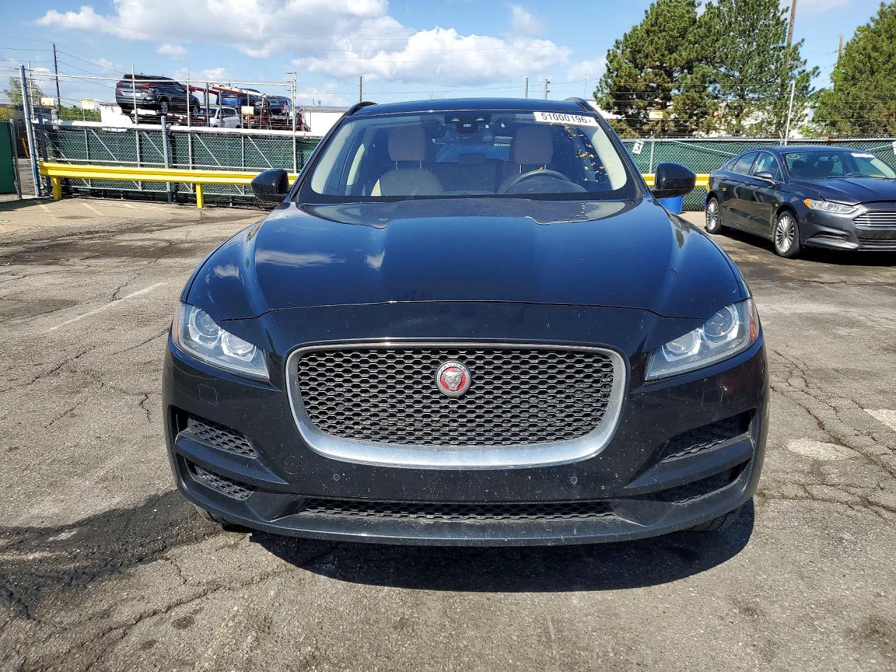 Jaguar F-PACE Premium