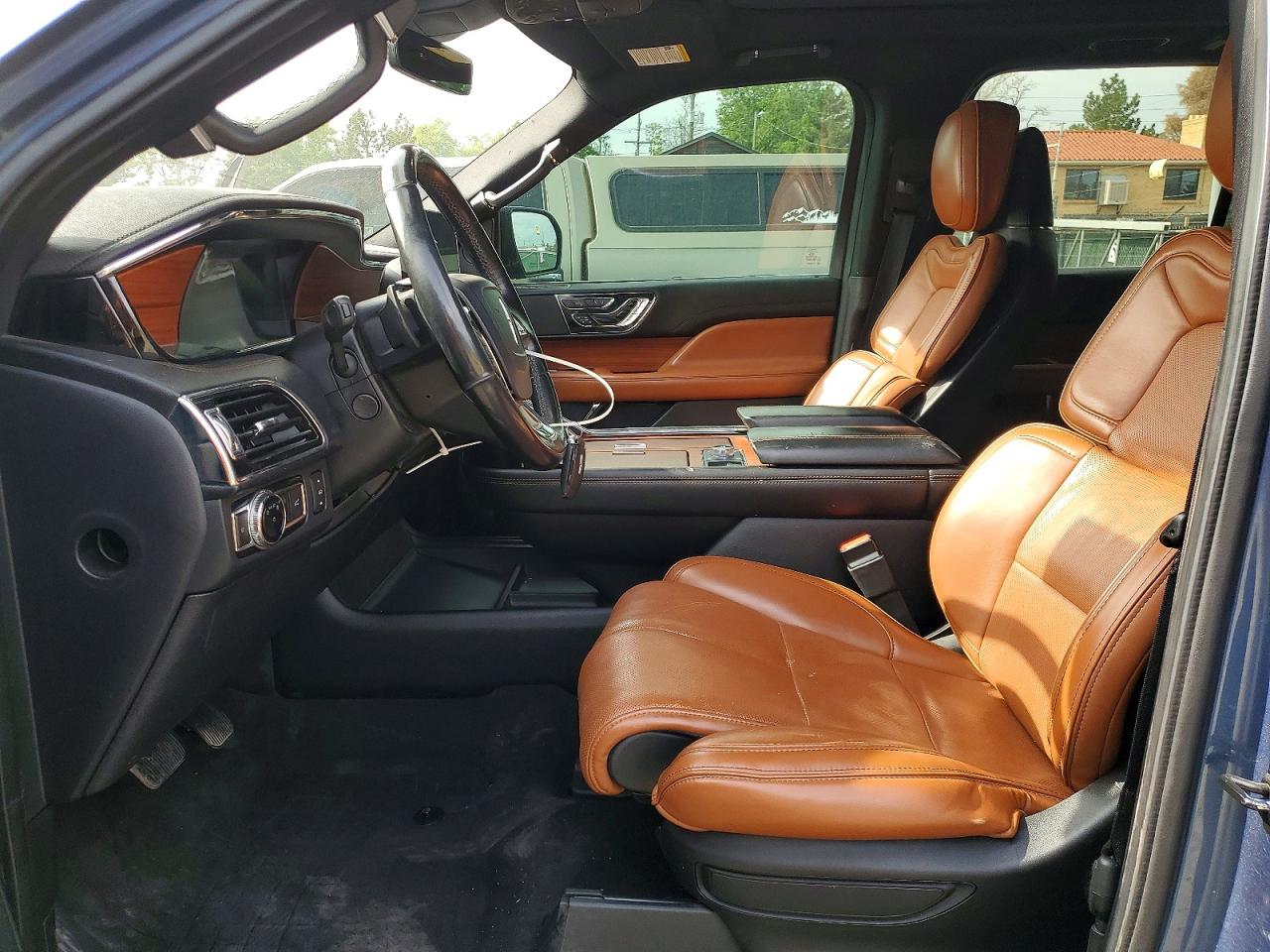 Lincoln Navigator Reserve