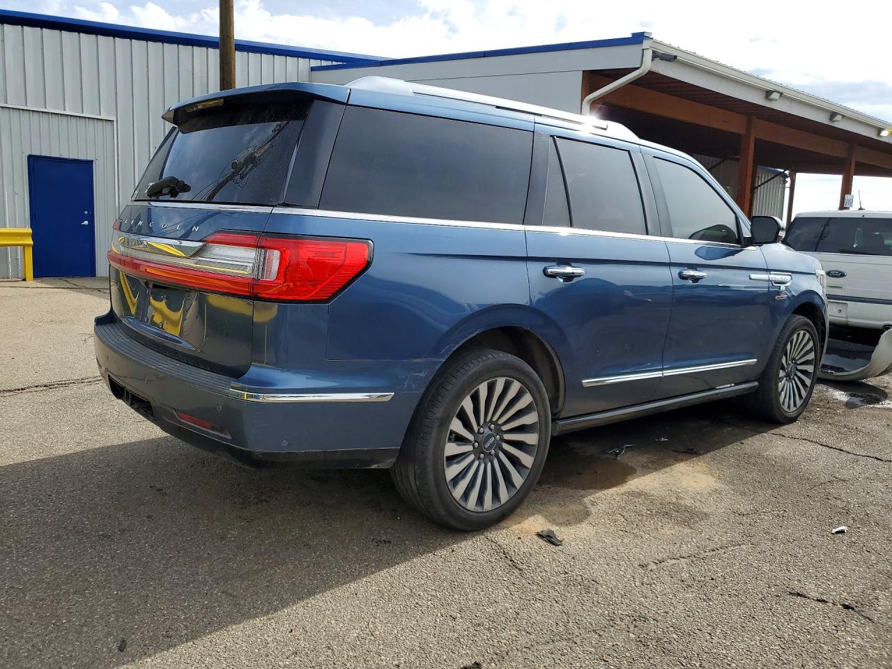 Lincoln Navigator Reserve