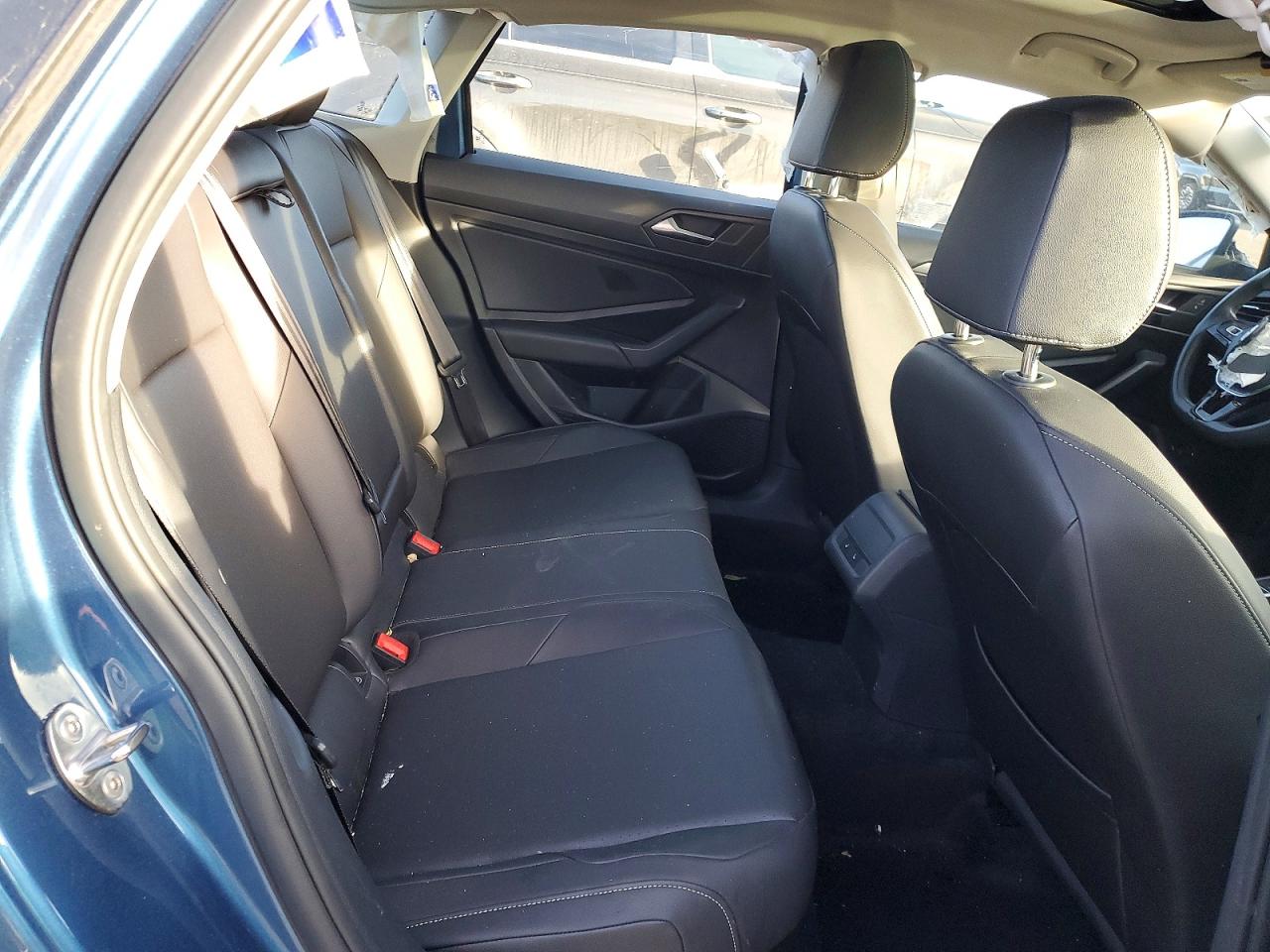 Volkswagen Jetta S