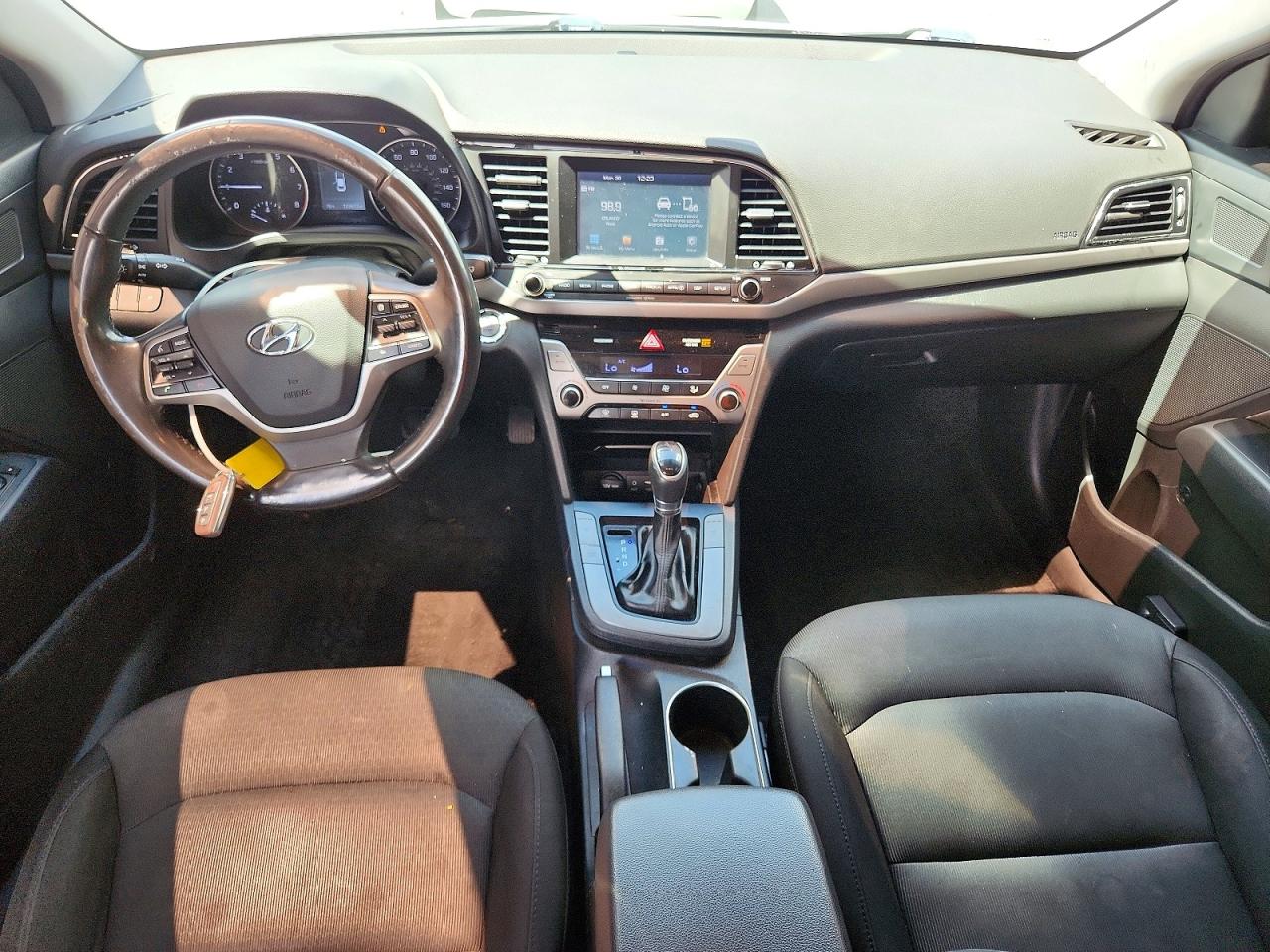 Hyundai ELANTRA Value Edition