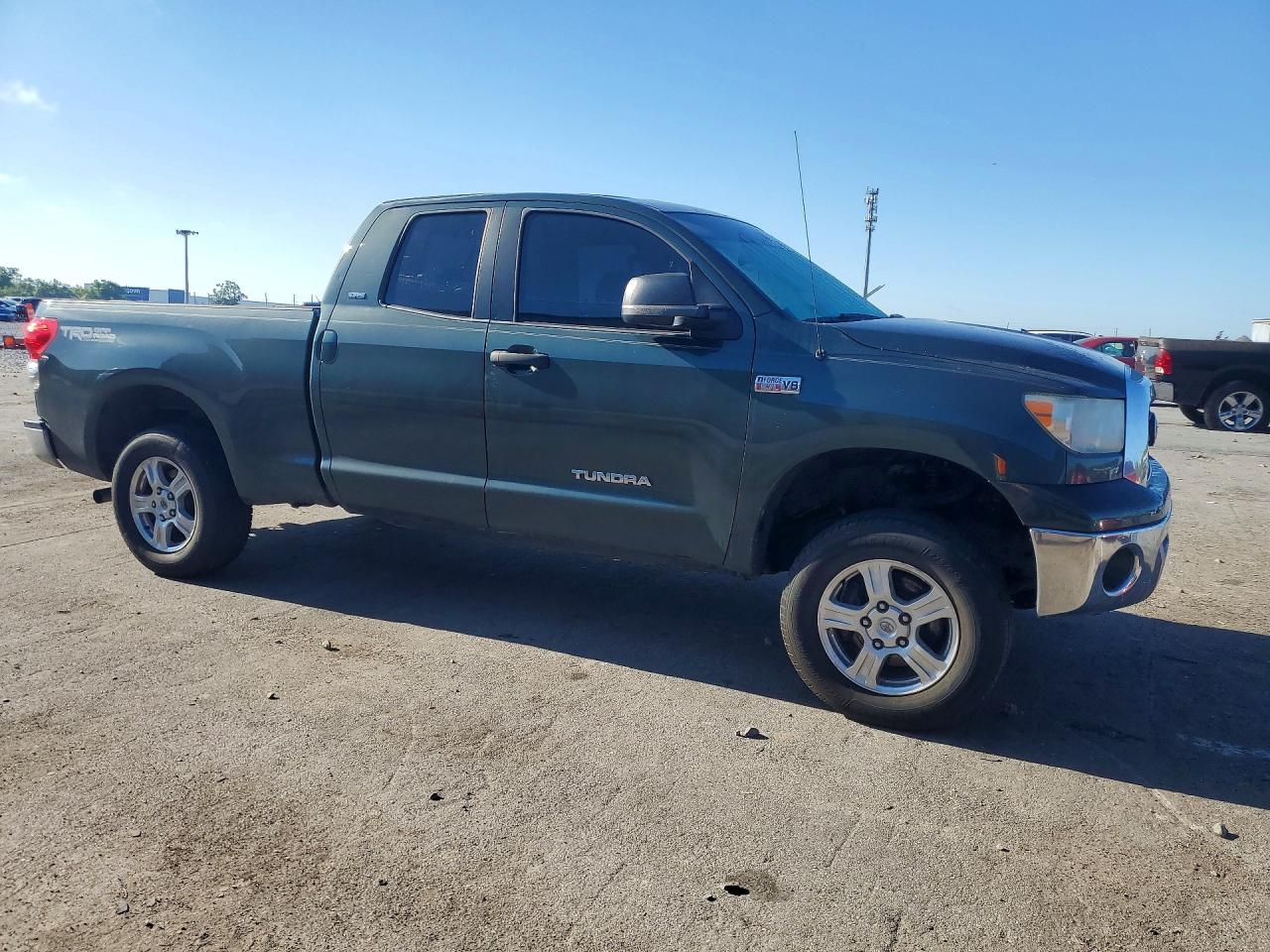 Toyota Tundra Sr5