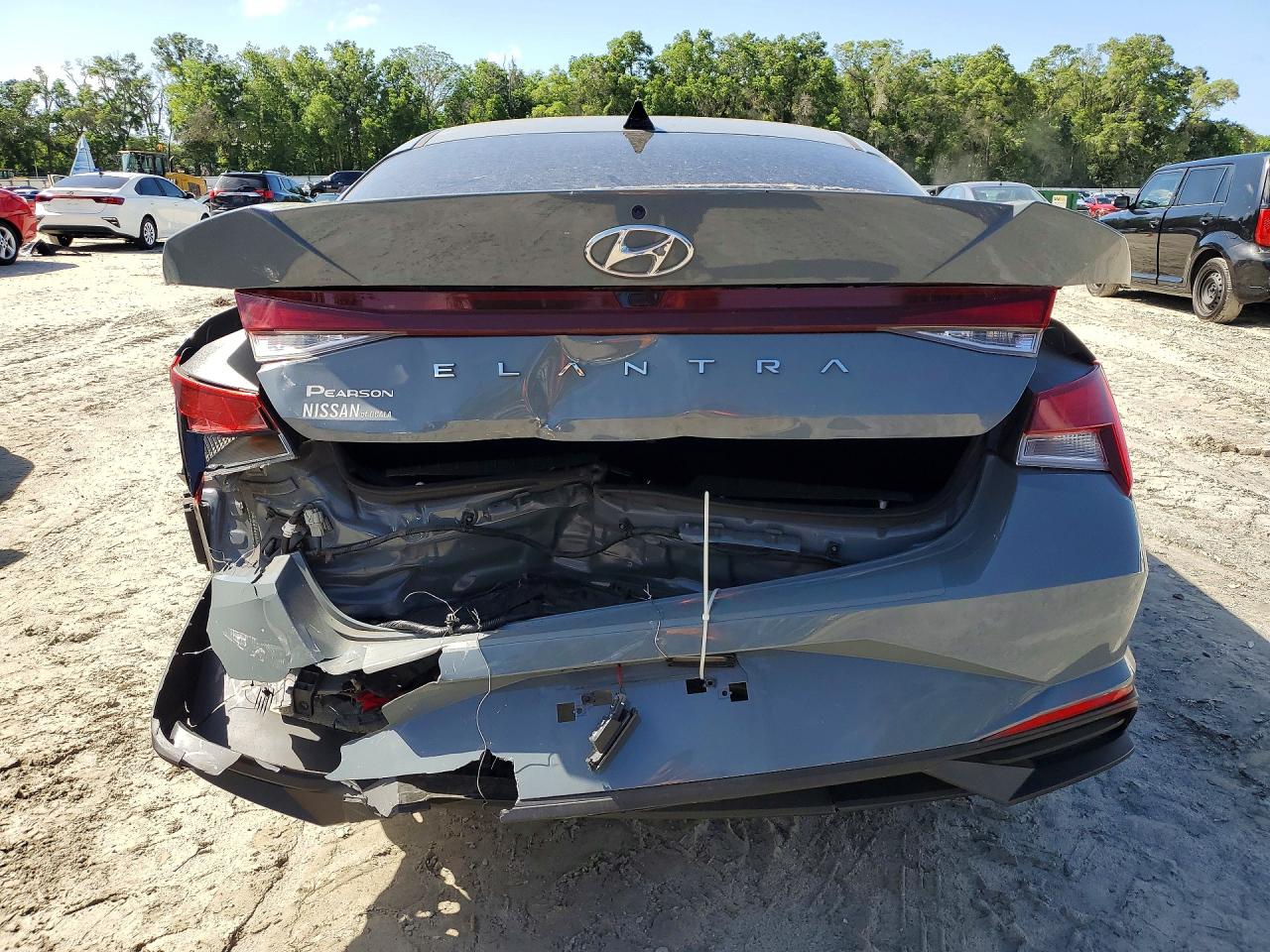 Hyundai ELANTRA Sel