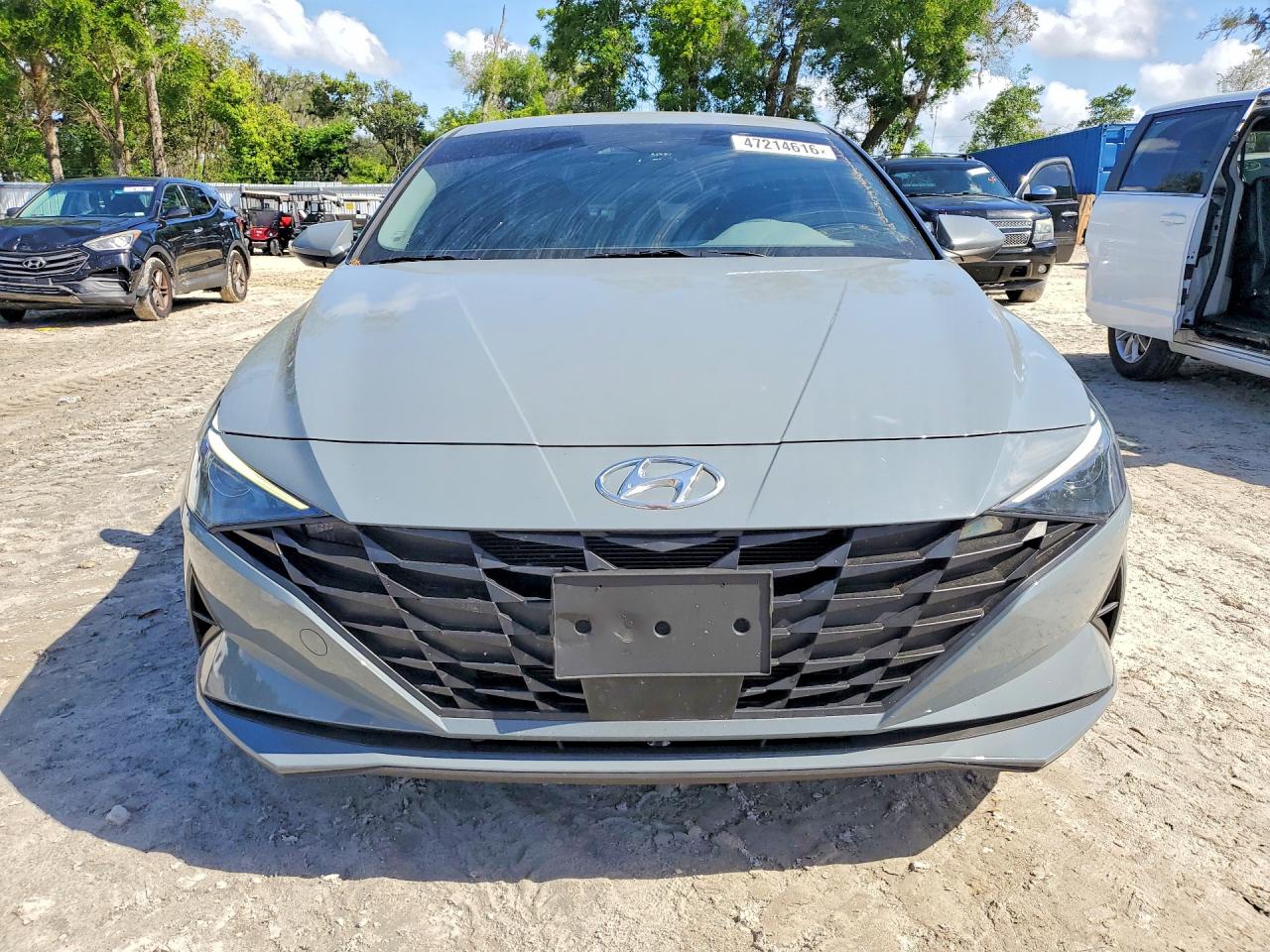 Hyundai ELANTRA Sel
