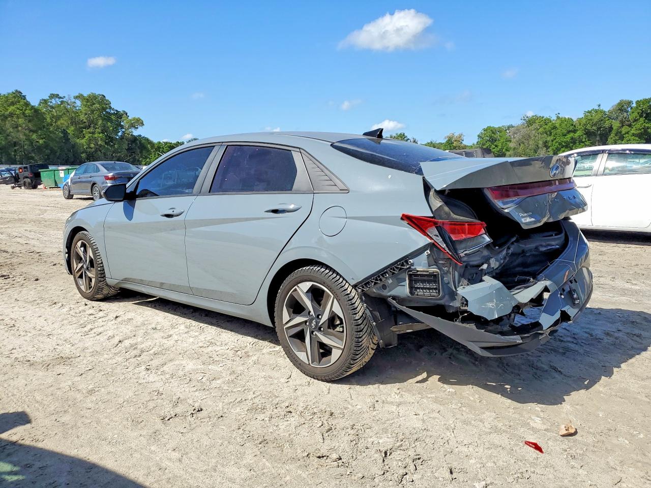 Hyundai ELANTRA Sel