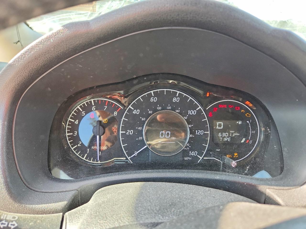 Nissan Versa Sv