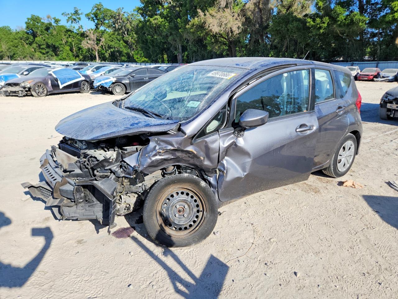 Salvage Nissan Versa Image