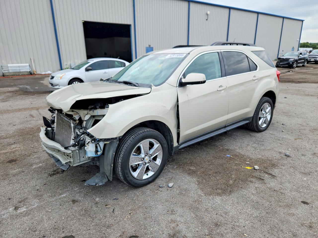 Salvage Chevrolet Equinox Image