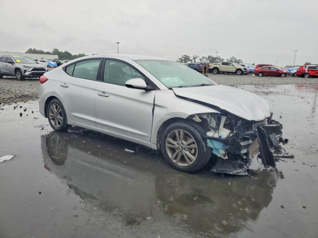 Hyundai ELANTRA Sel