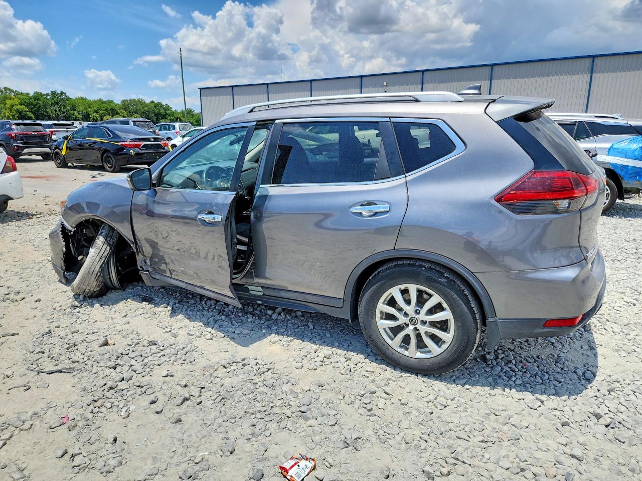 Nissan Rogue Sv